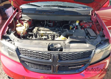 2017 Dodge Journey Crossroad Plus z USA, uszkodzony, nr VIN 3C4PDCGB8HT705493